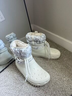 Crocs Classic Neo Puff Luxe Boots Winter Snow White Women’s Size 67